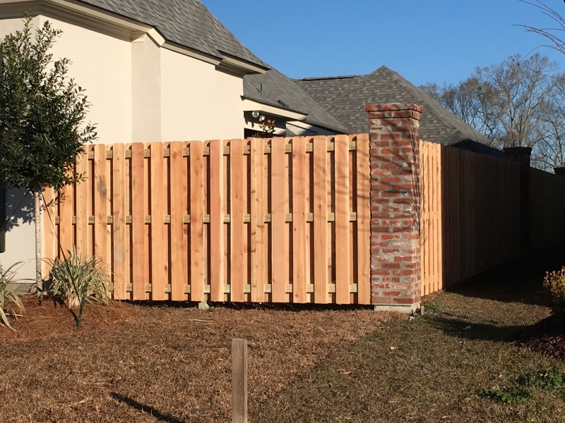 baton-rouge-wood-fence-builder-best-pools-la-005