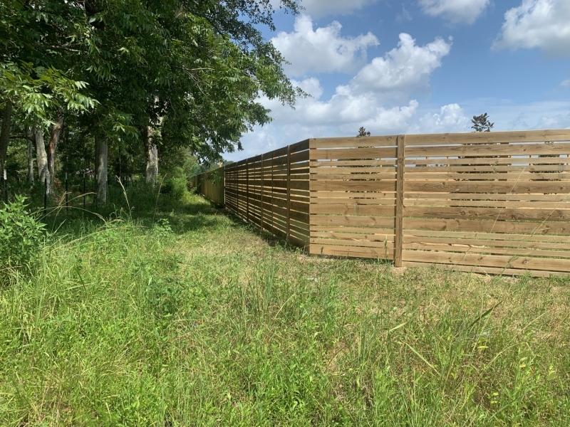 baton-rouge-wood-fence-builder-best-pools-la-009