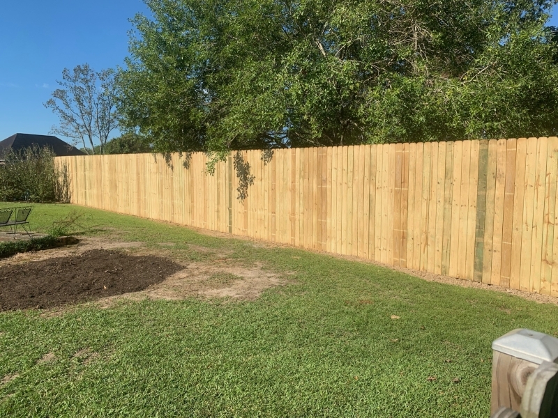 baton-rouge-wood-fence-builder-best-pools-la-009